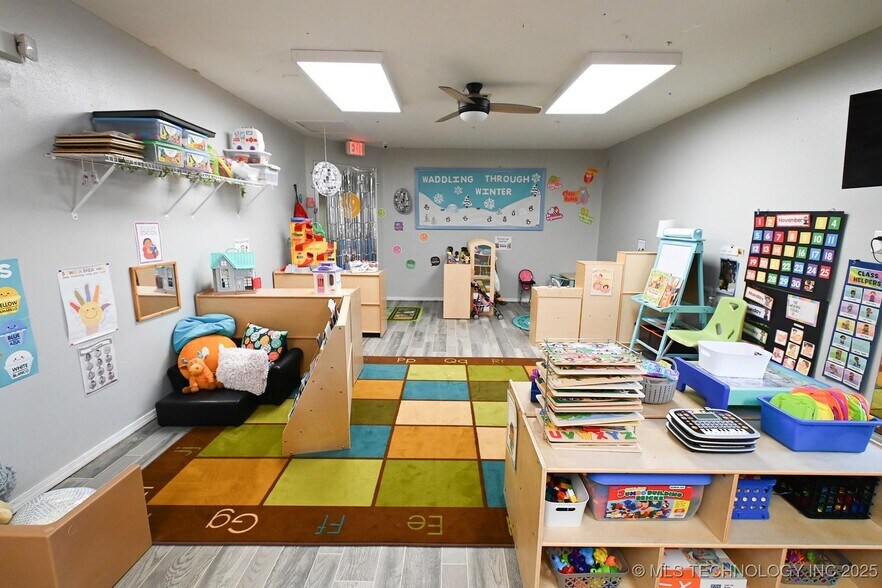 More Photos Of 1104 Campbell Rd, Warner Freestanding For Sale