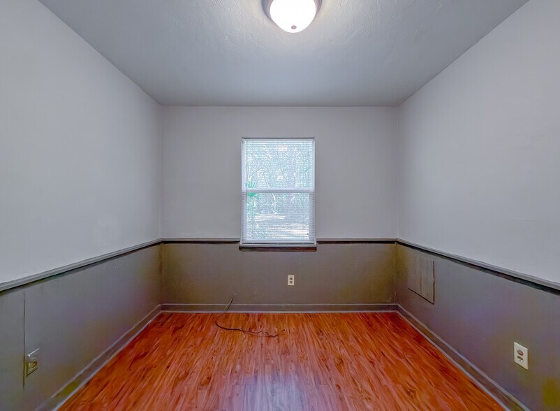 More Photos Of , Tallahassee Multifamily For Sale