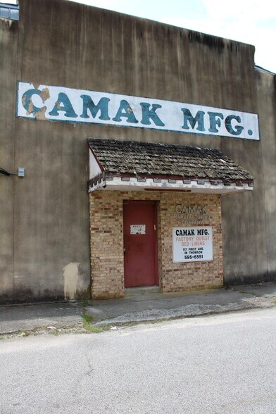 More Photos Of 117 First Ave, Thomson Manufacturing For Lease