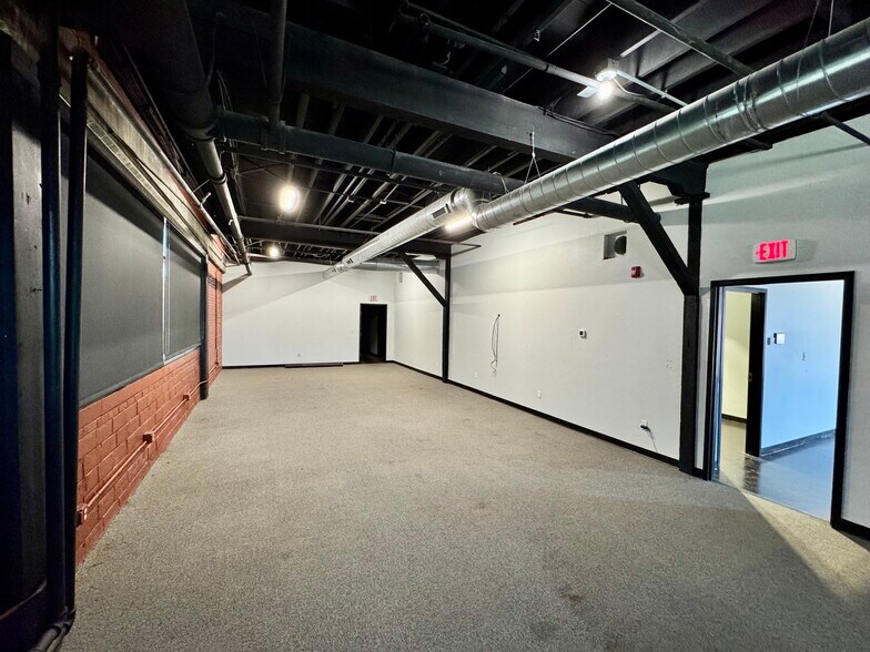 More Photos Of 401-409 Kings of Leon Ln, Oklahoma City Storefront Retail Office For Sale