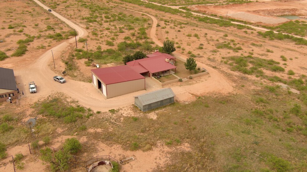 More Photos Of 9300 W County Road 60, Midland Flex For Sale