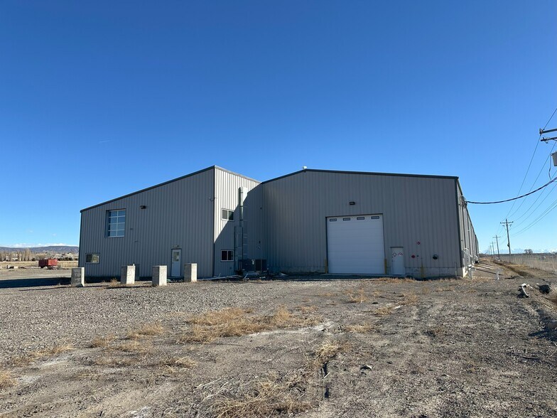 More Photos Of 18668 B50 Rd, Delta Distribution For Lease