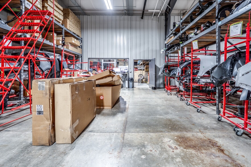 More Photos Of 20701 E 81st St, Broken Arrow Manufacturing For Sale
