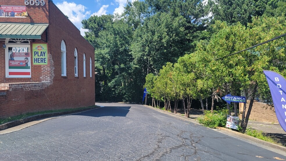 More Photos Of 6099 Buford Hwy, Norcross Freestanding For Sale