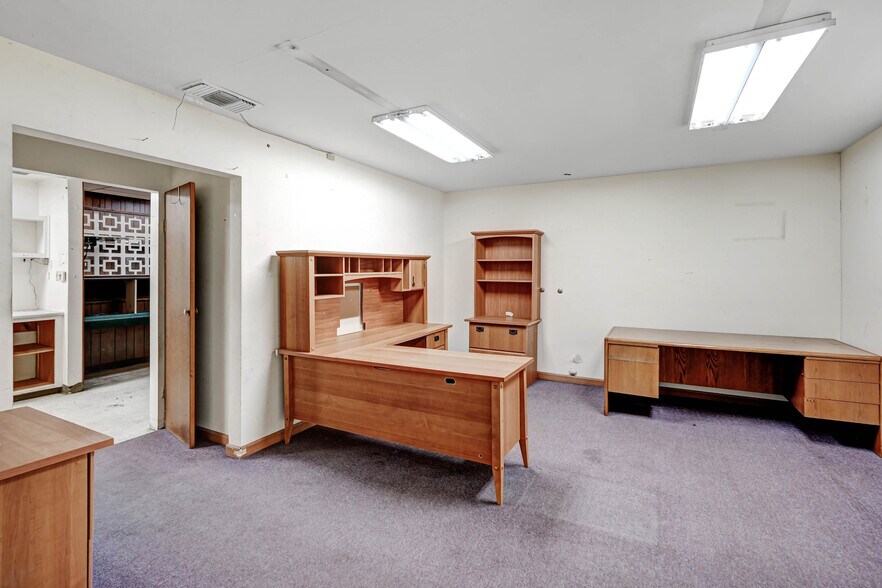 More Photos Of 376 N D St, San Bernardino Storefront Retail Office For Sale