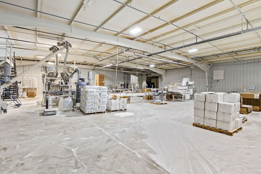 More Photos Of 2000 Ashley Rd, Morris Manufacturing For Lease