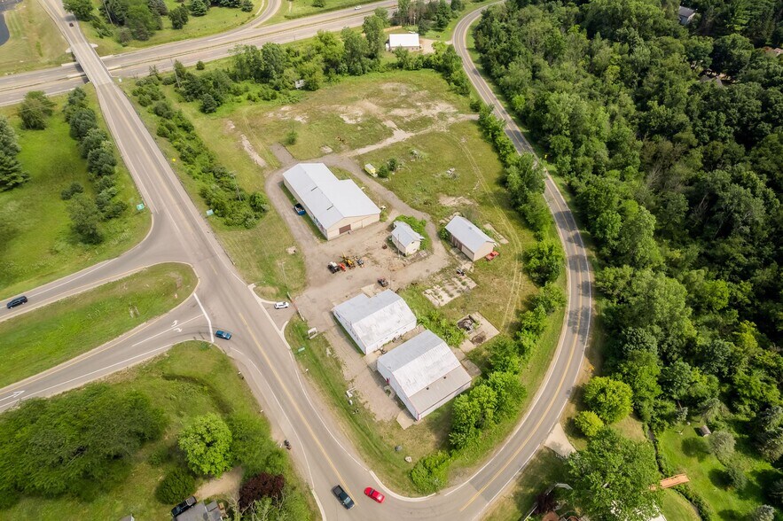 More Photos Of 2511 W Bellevue Rd, Leslie Warehouse For Sale
