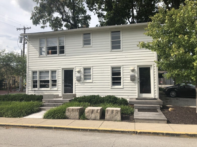 More Photos Of 60-70 E Oak St, Zionsville Loft Creative Space For Lease