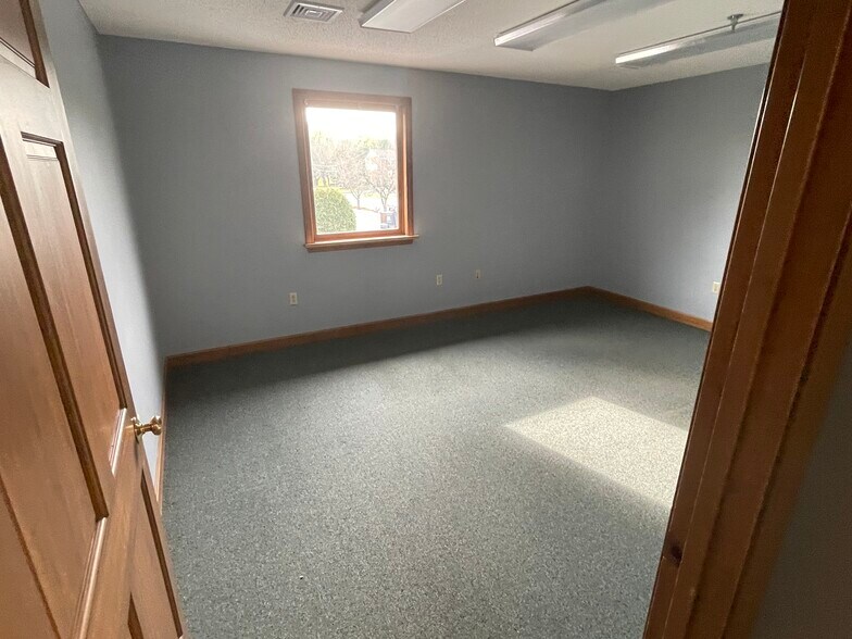 More Photos Of 63 Myron St, West Springfield Freestanding For Lease