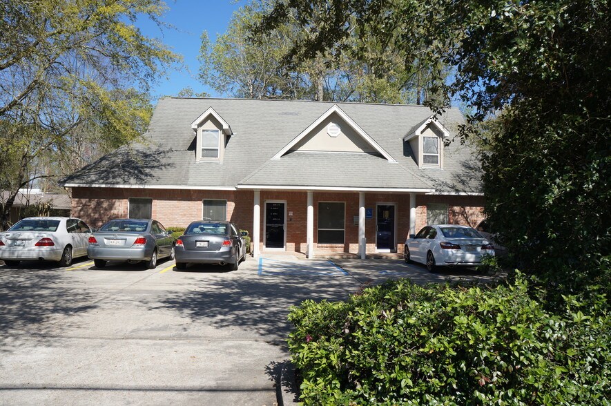 More Photos Of 801 Asbury Dr, Mandeville Office For Lease