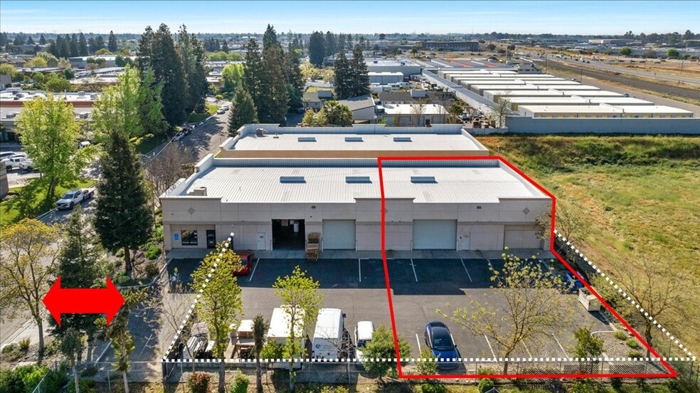 More Photos Of 4753 W Jennifer Ave, Fresno Warehouse For Lease