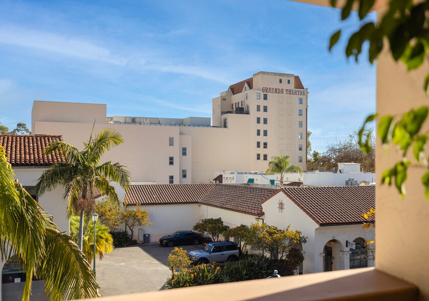 More Photos Of 21 E Victoria St, Santa Barbara Office For Lease