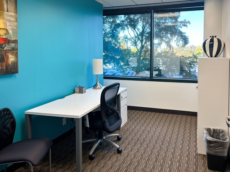 More Photos Of 555 Marriott Dr, Nashville Coworking Space