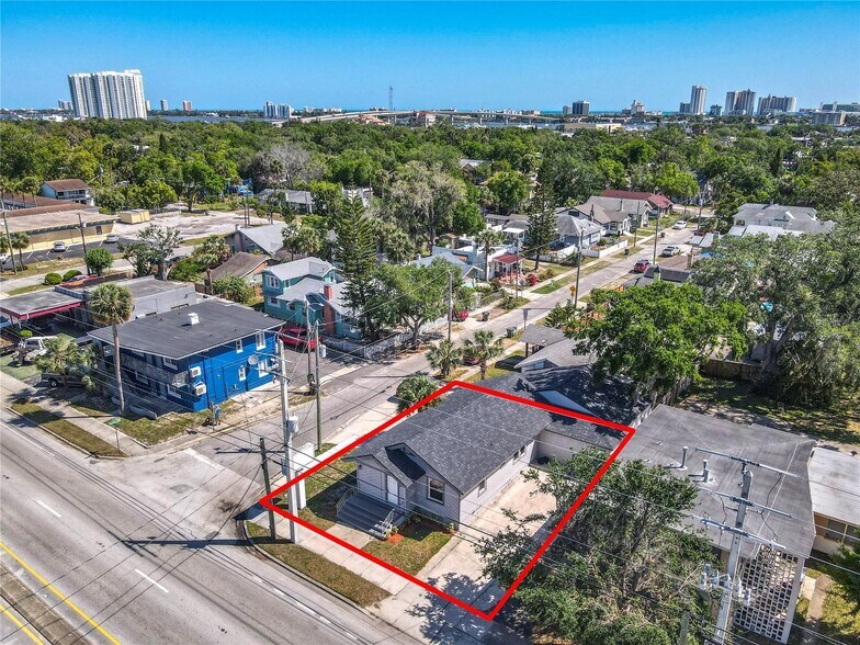 More Photos Of 547 N Ridgewood Ave, Daytona Beach Office For Lease