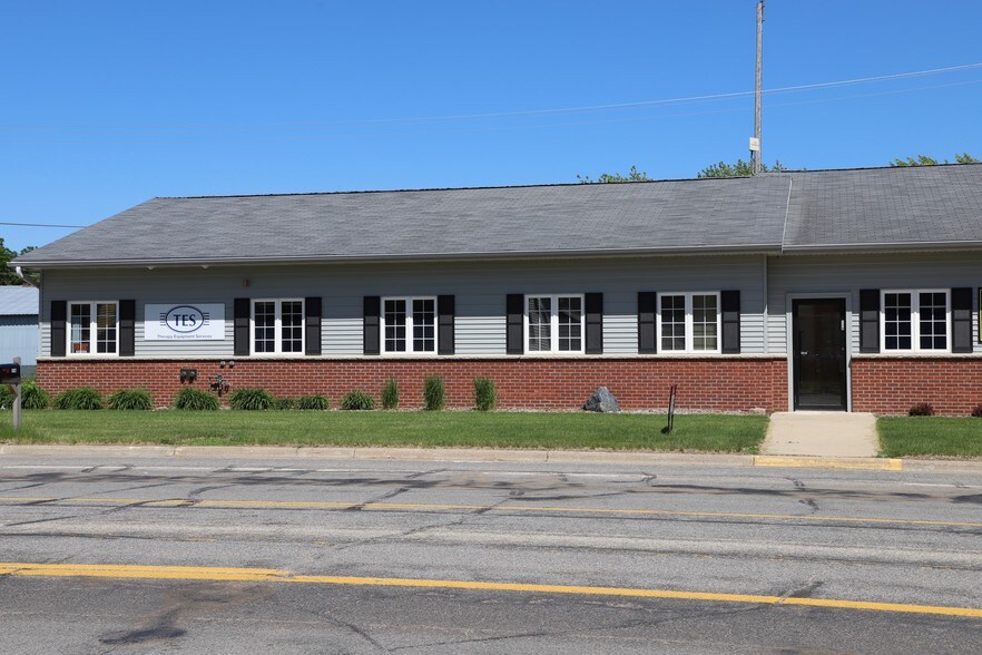 More Photos Of 112-118 S Main St, Medford Office For Sale