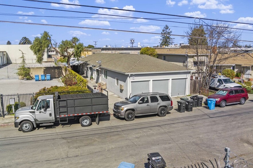 Primary Photo Of 757 Warrington Ave, Redwood City Multifamily For Sale