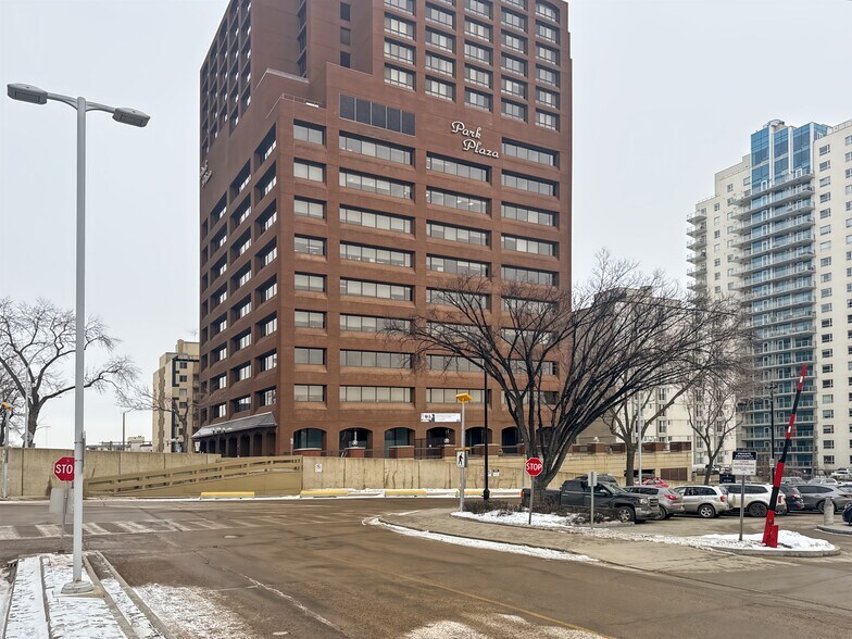 More Photos Of 10611 98th Ave NW, Edmonton Coworking Space