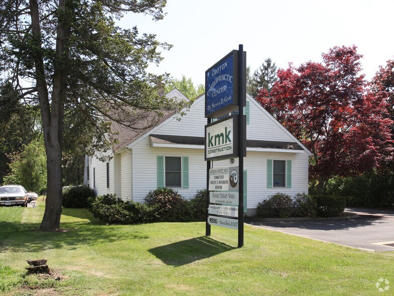 More Photos Of 1057 Poquonnock Rd, Groton Office For Lease