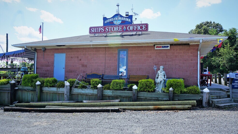 More Photos Of 8000 Gondek Drive, Parlin Marina For Sale