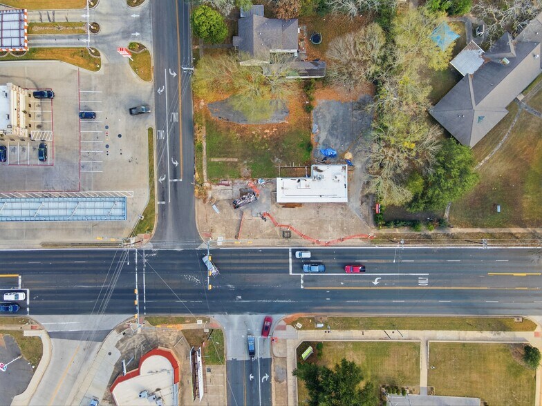 More Photos Of 1000 Houston St, Kilgore General Retail For Sale
