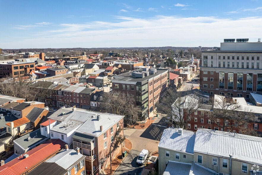 More Photos Of 158 W Gay St, West Chester Office For Lease
