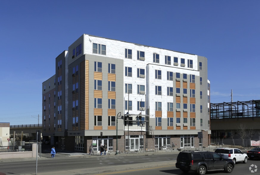 More Photos Of 2220 E Lake St, Minneapolis Apartments For Lease