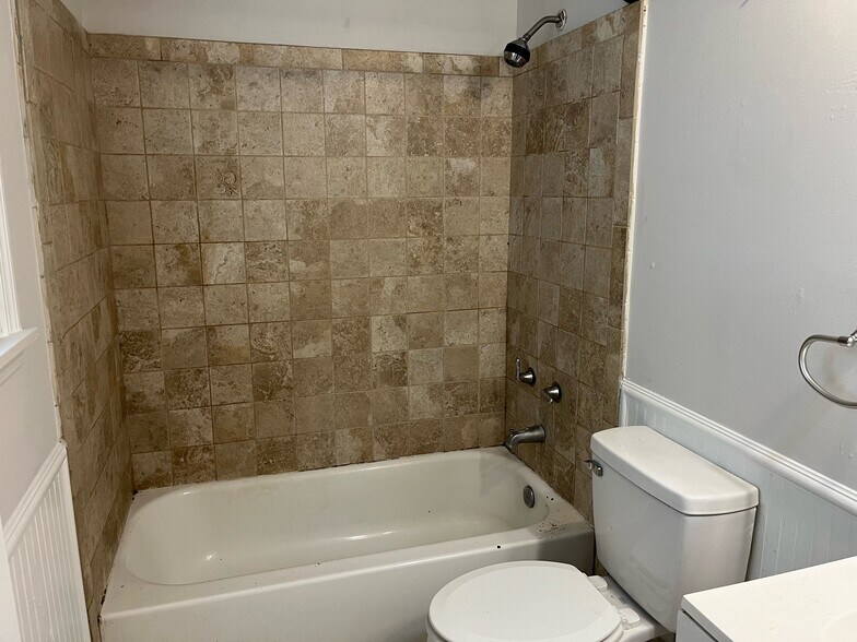 More Photos Of , Tallahassee Multifamily For Sale