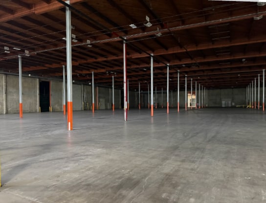 More Photos Of 9710 NE Glass Plant Rd, Portland Manufacturing For Lease