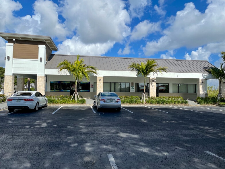 More Photos Of 2501-2565 N Dixie Hwy, Lake Worth Unknown For Lease