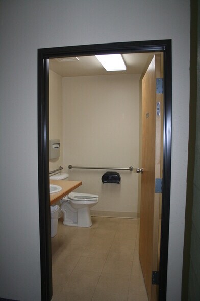 More Photos Of 1705 Main St, Baker City Apartments For Sale