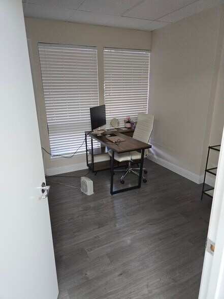 More Photos Of 2909 Coffee Rd, Modesto Medical For Lease