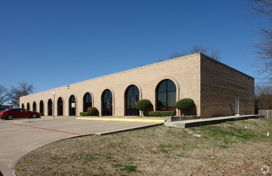 More Photos Of 2608 Eastland St, Greenville Office For Lease