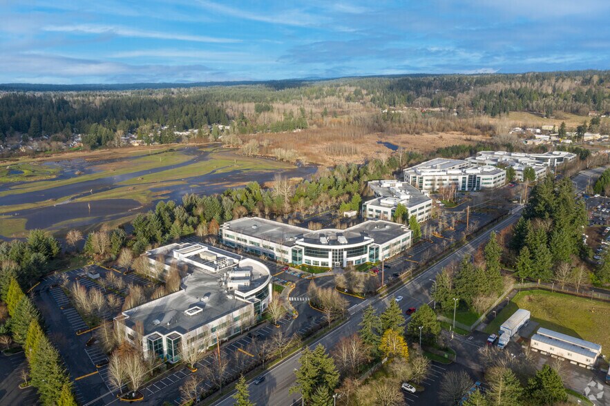 More Photos Of 18500 NE Union Hill Rd, Redmond Office For Lease
