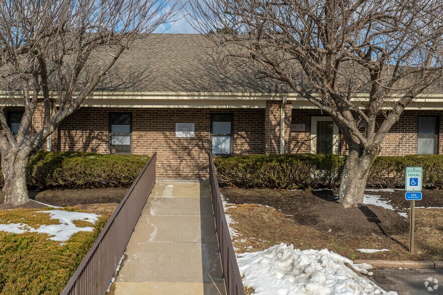 More Photos Of 4 Terry Dr, Newtown Office For Sale