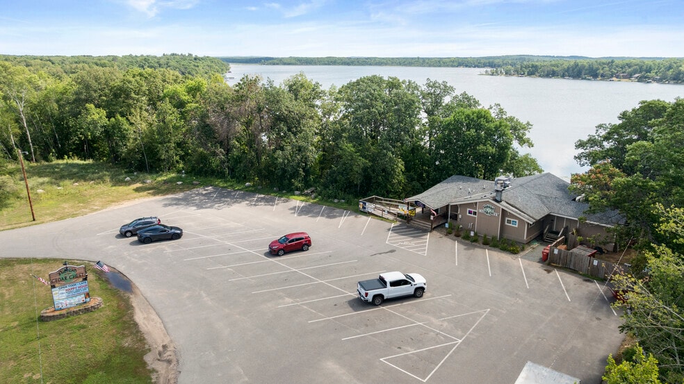 More Photos Of 33350 County Road 3, Crosslake Restaurant For Sale