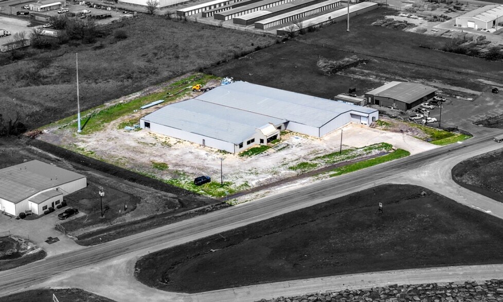 Primary Photo Of 5888 Hwy 66, Greenville Warehouse For Lease