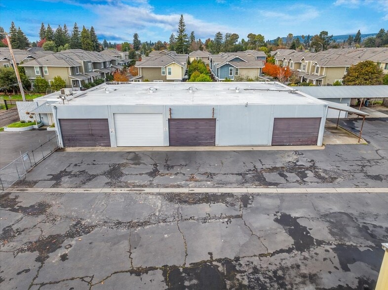 More Photos Of 1599 Hampton Way, Santa Rosa Office For Sale