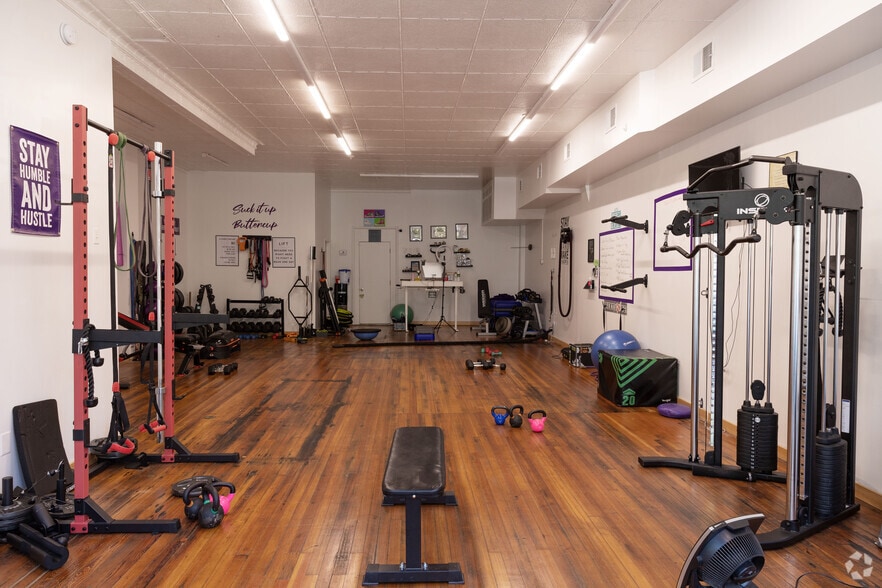 More Photos Of 458 Broadway, Kingston Storefront Retail Residential For Sale