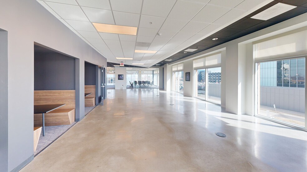 More Photos Of 3701 S Pinnacle Hills Pky, Rogers Bank For Lease