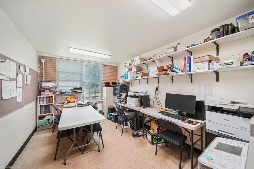 More Photos Of 800 Beau Drive, Des Plaines Religious Facility For Sale