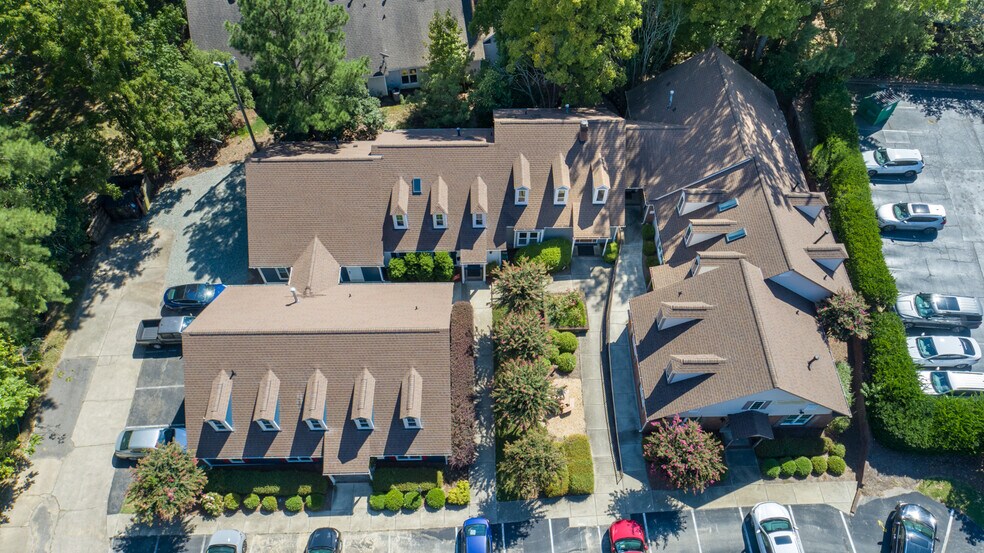 More Photos Of 106 Brady Ct, Cary Medical For Sale