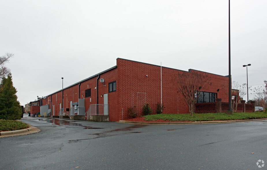 More Photos Of 1410-1450 River Ridge Dr, Clemmons Unknown For Lease