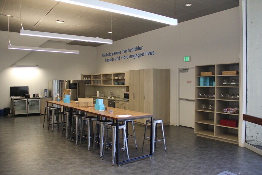More Photos Of 1656 California St, San Francisco Office For Lease