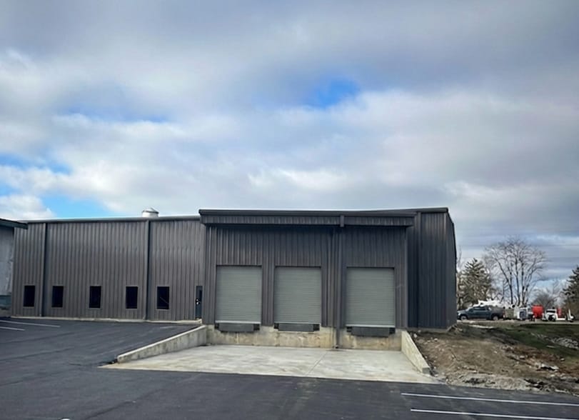 More Photos Of 251 Price Rd, Lexington Warehouse For Lease