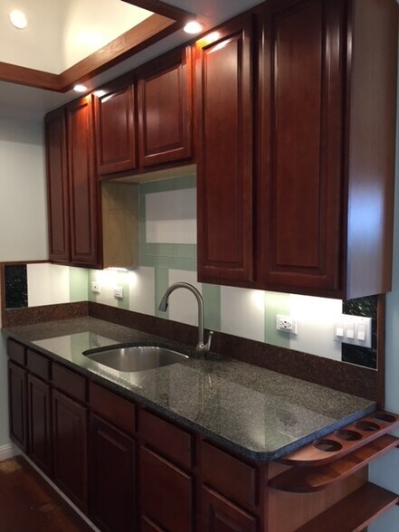 More Photos Of 3135 Lower Kula Rd, Kula Storefront Retail Office For Sale