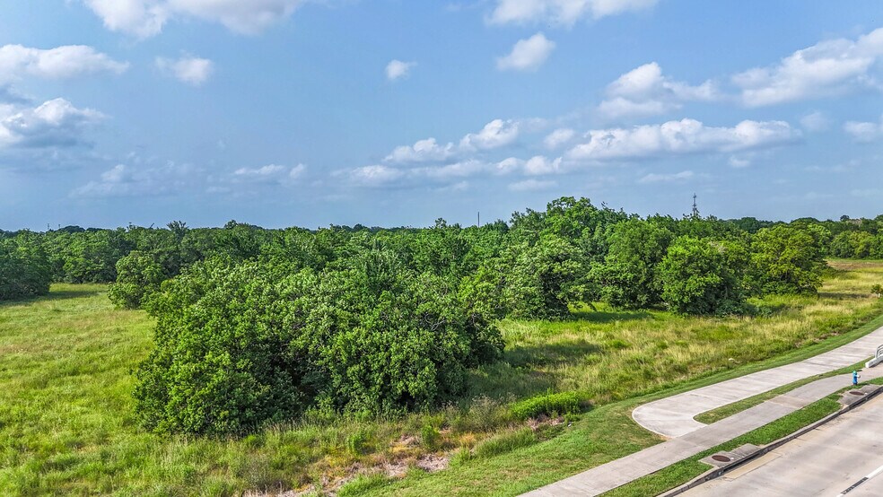 More Photos Of 3901 Magnolia Pky, Pearland Land For Sale