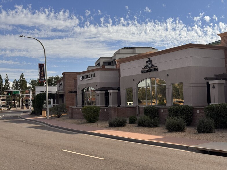 More Photos Of 4260 N Drinkwater Blvd, Scottsdale Freestanding For Lease