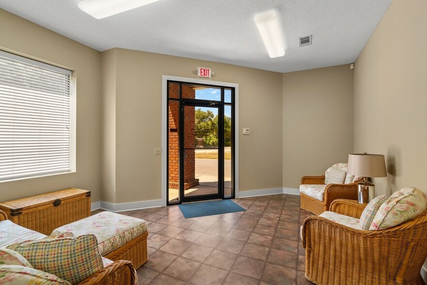 More Photos Of , Lillian Industrial For Sale