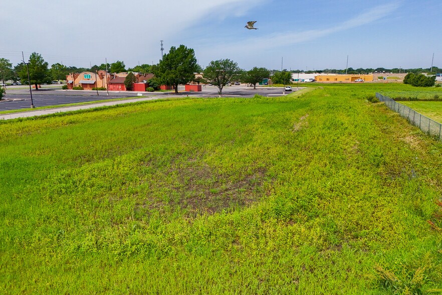 More Photos Of 2.8 +/- Acres on Central & Tyler, Wichita Land For Sale