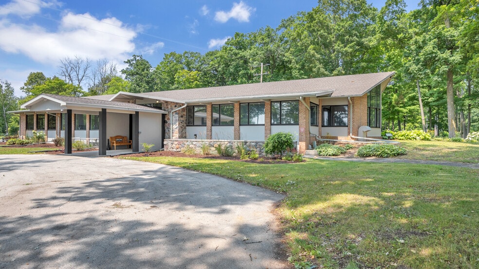 More Photos Of 3212 N Union Rd, Cato Golf Course Driving Range For Sale